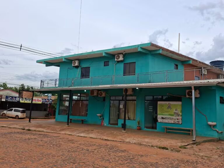 Juez involucrado en un escándalo tras dar arresto domiciliario a un docente denunciado por tentativa de feminicidio