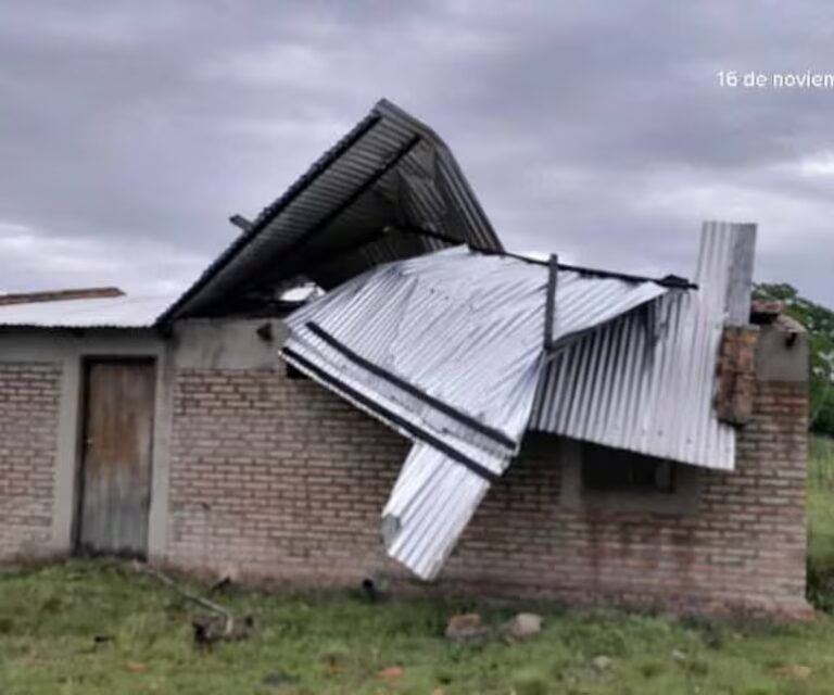 Temporal causa destechamientos en San Juan Bautista de Ñeembucú