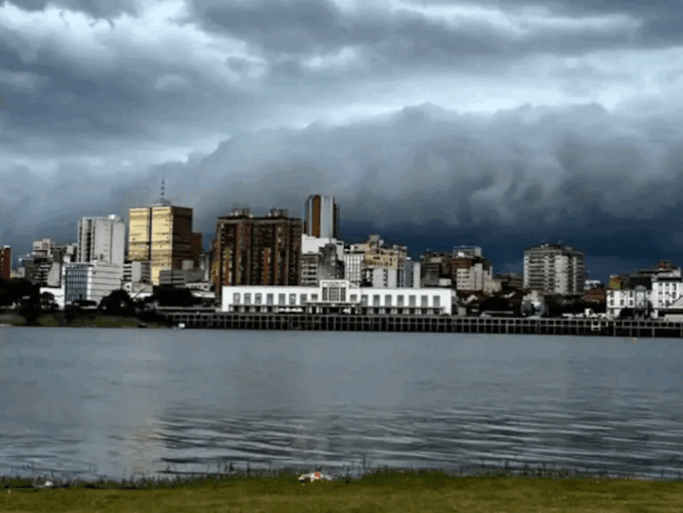 Alerta por lluvias y tormentas: seis zonas del país bajo aviso esta tarde