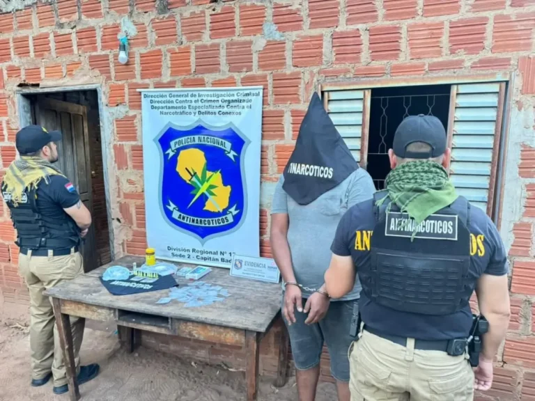 Allanamiento de vivienda por microtráfico en Capitán Bado arroja un detenido con dosis de cocaína