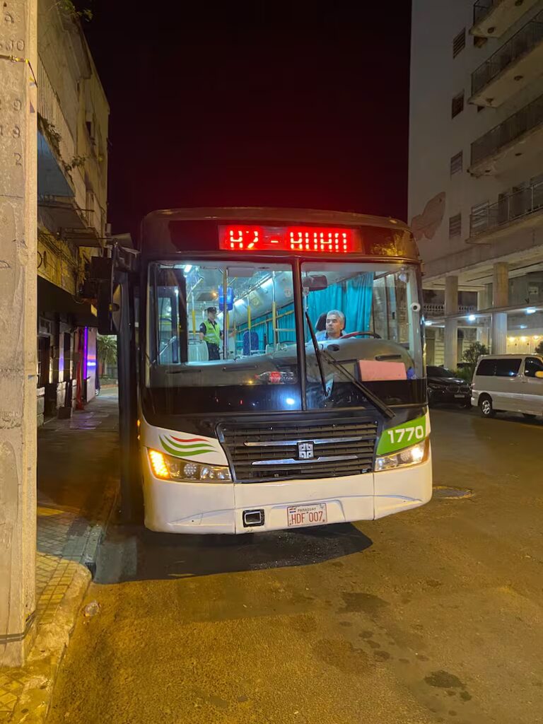 Búho 2 ya conecta Asunción y Limpio con servicio nocturno