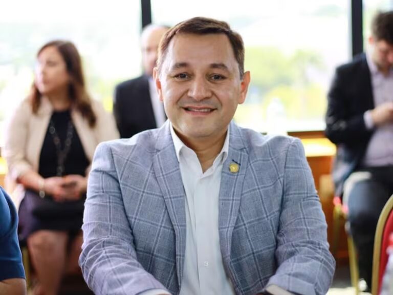 Cartistas planean apriete a ciudadanos para recaudar en municipios pudiendo impedir trabajar y hasta viajar