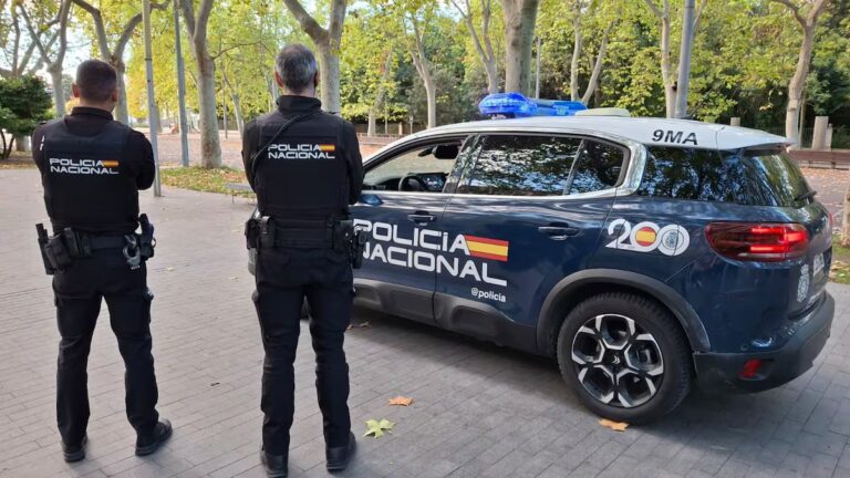 Detenidos los policías Anti-a Anti-antinacional de Valladolid por tráfico de drogas | un criminal