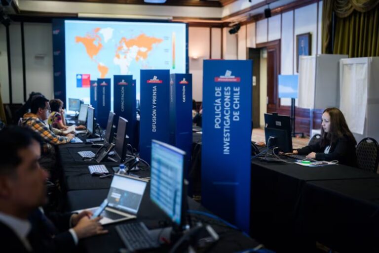 Elecciones presidenciales de Chile 2025, en vivo | Comienza la votación de Chileko