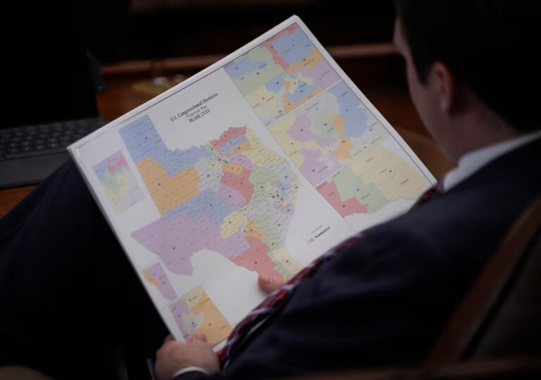 La Corte Suprema permite a Texas utilizar sus nuevos mapas que benefician a los republicanos