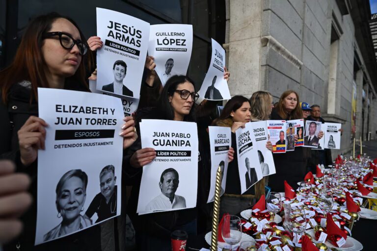 La liberación de presos políticos en Venezuela: una señal de apertura bajo la sombra de Trump