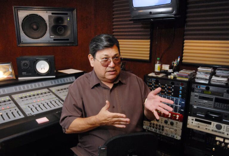 Muere Abraham Quuntanilla, padre y representante de la cantante Selena a los 86 años