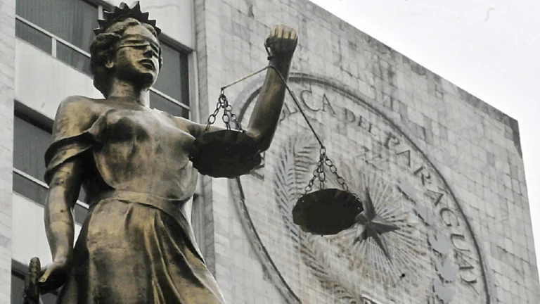 Rematan casa de G. 300 millones por solo un millón y dejan a una madre en la calle