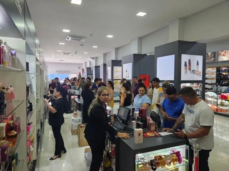 turismo de compras movió más de US$ 120 millones