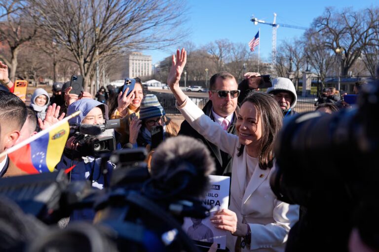 Las últimas noticias de Venezuela tras la detención de Maduro, en vivo | Machado dice a sus seguidores tras su reunión con Trump: «Confiamos en el presidente de la libertad de Venezuela» | Estados