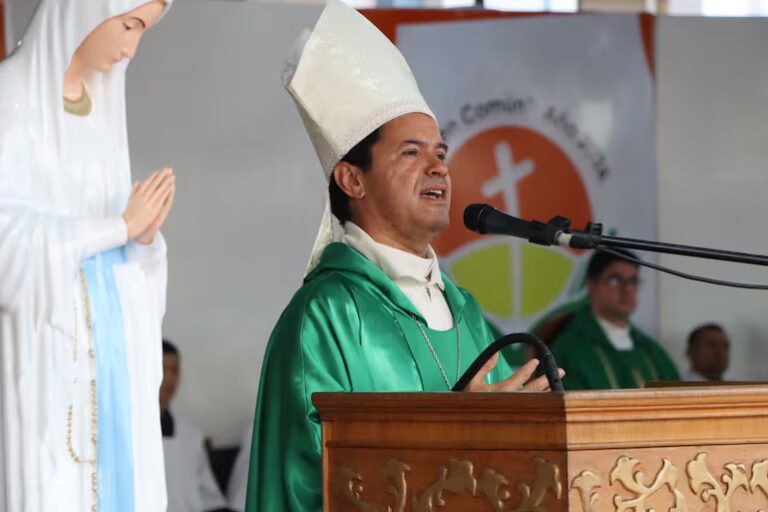 Caacupé: “No solo fallan las autoridades”, dice obispo contra la pasividad ciudadana ante la corrupción