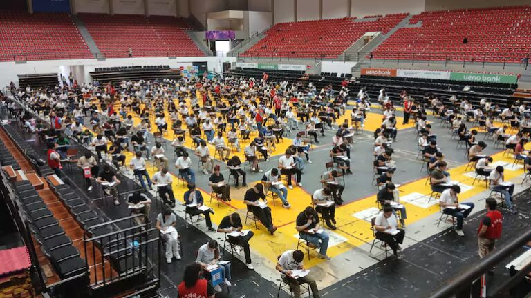 Casi 300 alumnos rindieron la prueba de admisión para la Universidad Taiwán-Paraguay