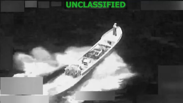 Dos muertos en el primer ataque de Estados Unidos a un barco narco desde la captura de Maduro