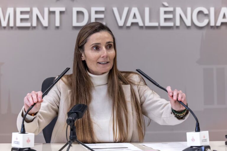 La Fiscalía solicita tres años de prisión para la concejala de Vox en Valencia Cecilia Herrero por el delito de odio | Noticias de la Comunidad Valenciana