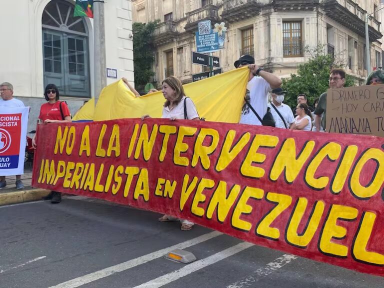 Marcha en Asunción contra la captura de Maduro