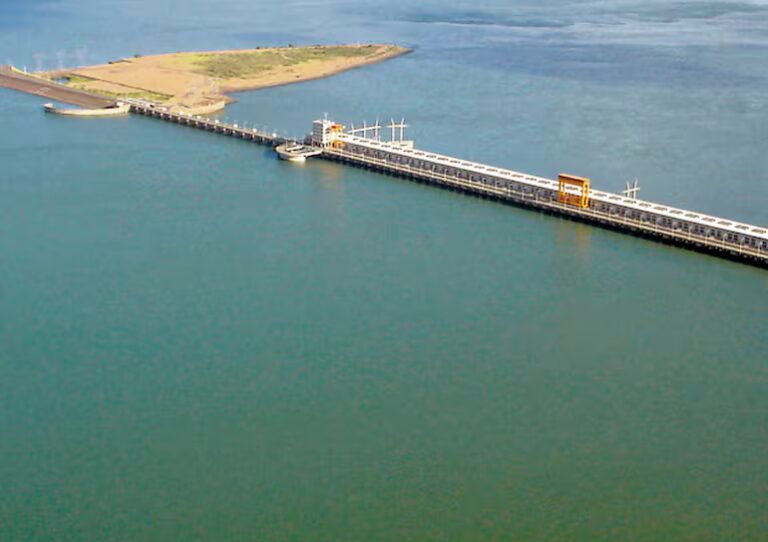 Yacyretá: cesión de energía paraguaya con fuerte aumento