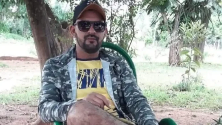 Grupo armado que secuestró a peón en Capitán Bado habría enviado una foto de él maniatado