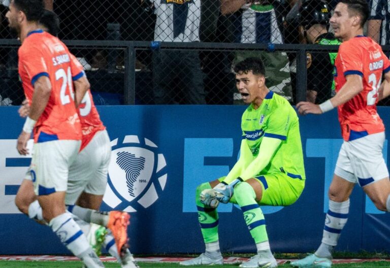 ¡2 de Mayo hizo historia! Tuvo un Angel aparte para eliminar a Alianza Lima en la Libertadores