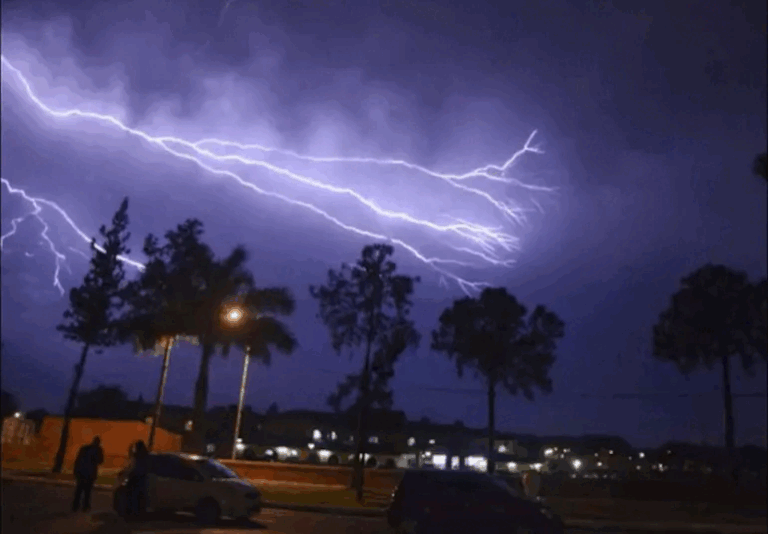 ¡Atención! Dos departamentos están en zona de tormentas para esta noche