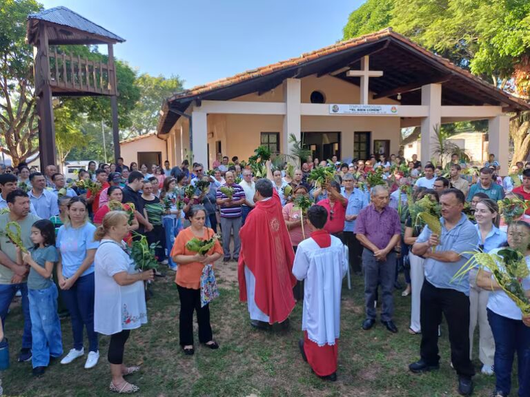 Ayolas: párroco invita a la reflexión y a la vida en familia durante la Semana Santa