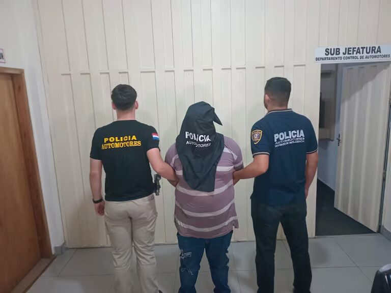 Cae presunto “brazo derecho” de red de estafas de venta de vehículos