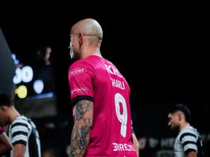 Con tres goles del paraguayo Charli González, Independiente del Valle ganó a Libertad