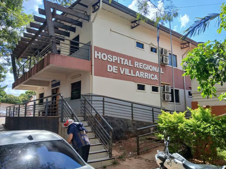 Detienen a tres personas por agresión a personal de salud en el Hospital de Villarrica