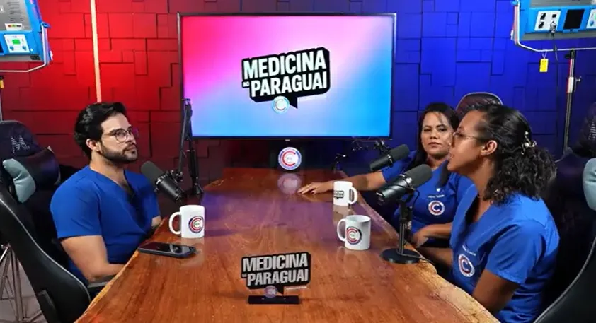 Estudiantes resaltan excelencia académica de la UCP-PJC en nuevo episodio de podcast