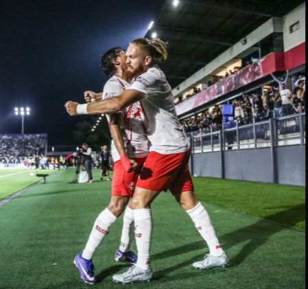 Pitta guió al Bragantino hacia un triunfazo sobre Flamengo