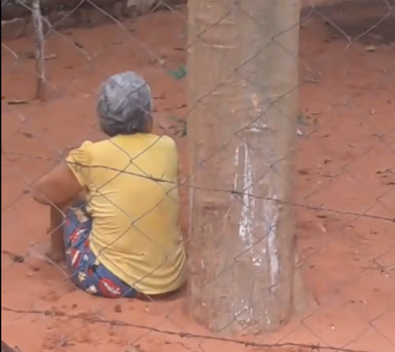 San Antonio: mujer de 72 años y su hijo con discapacidad viven en abandono