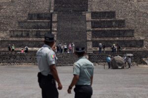 Teotihuacán reabre sus puertas a dos días del desastre: «Tenía muchas dudas sobre venir o no»