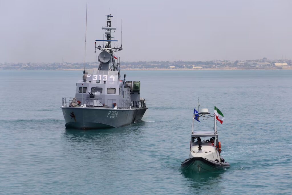 Últimas noticias de la guerra entre Estados Unidos e Israel contra Irán, en vivo | Trump confirma que mantendrá la cooperación y negociaciones con Irán tras el intercambio de disparos en Ormuz | Países