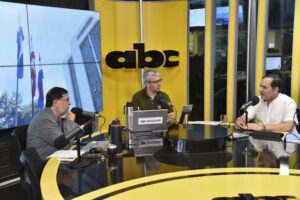 Arnaldo anticipa la victoria en Asunción por el voto castigo a “Nenecho” y Santi Peña