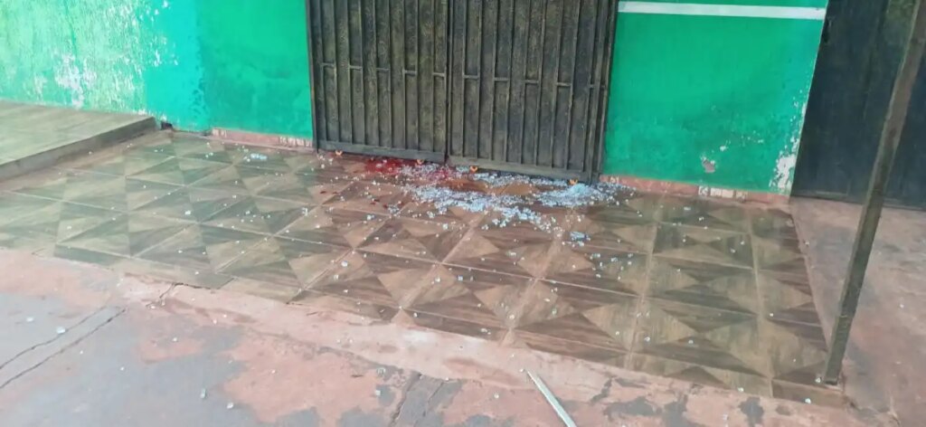 Balearon a un hombre en su domicilio en Pedro Juan Caballero y la víctima repelió el ataque