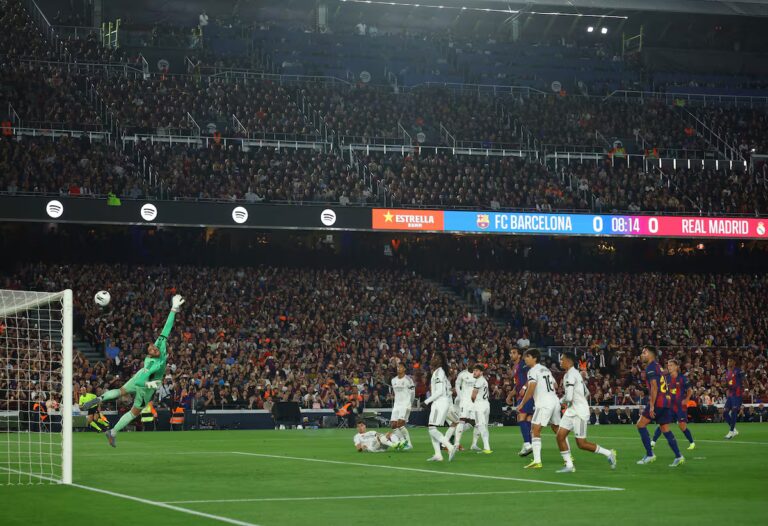 Barcelona – Real Madrid en directo | Le anularon un gol al Bellingham