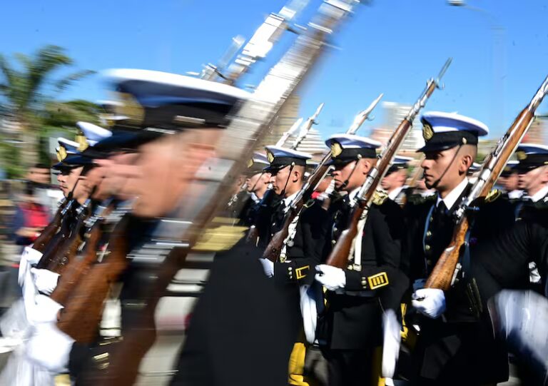 Desfile militar en la Costanera: horarios y detalles