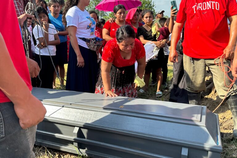 Dos asesinatos en Honduras acaban con la vida de al menos 24 personas, cinco de ellas policías