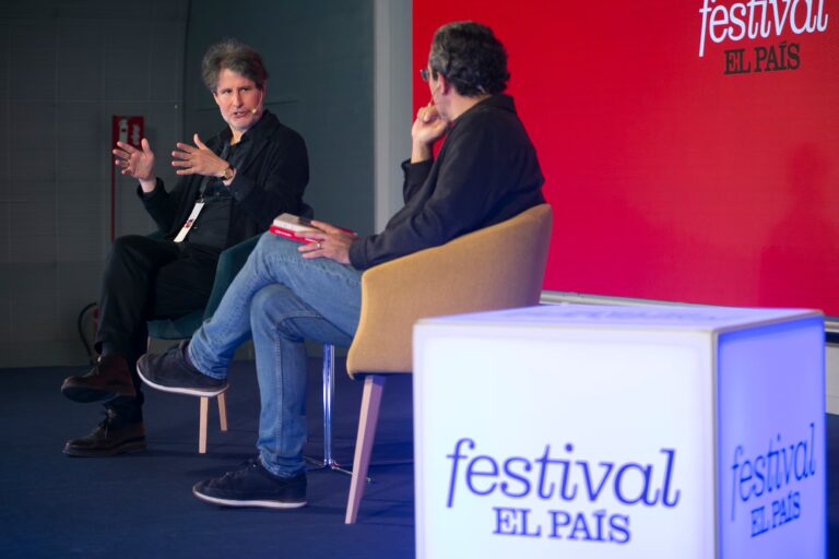 Giuliano da Empoli y Juan Gabriel Vásquez: encontrar las luces brillantes para comprender los peligros de nuestro tiempo