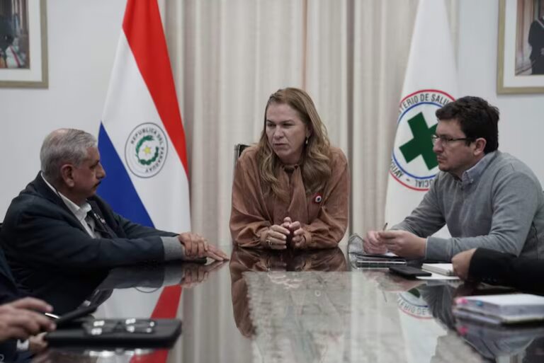 Hospitales integrados: el plan del Gobierno para mitigar carencias en el interior del país