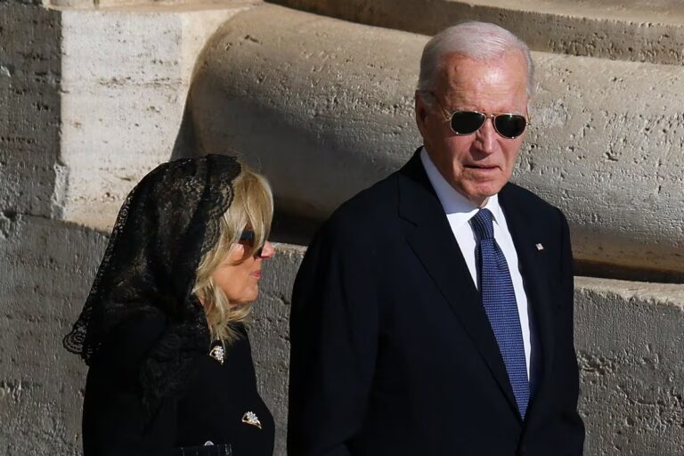 Jill Biden, sobre el feroz debate de su marido contra Trump en 2024: «Pensé que estaba sufriendo un derrame cerebral»