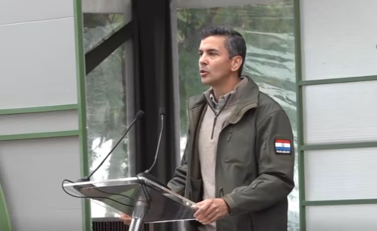 Peña dice que Paraguay “sigue el camino” de Singapur y responde a detractores