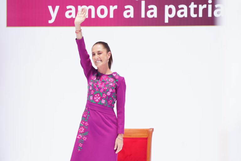 Sheinbaum recuerda su éxito electoral como una muestra de poder político