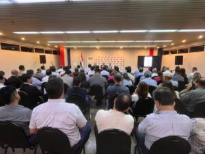 Sosa trata de contener la crisis interna mientras gremios preparan ofensiva judicial contra decretos