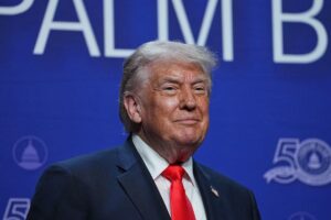 Trump dice que Estados Unidos «se apoderará de Cuba pronto»