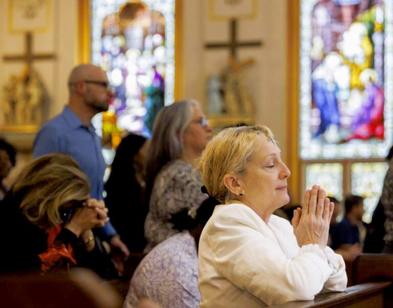 Trump, incluso él mismo, aboga por apoyar a la Iglesia católica en Estados Unidos