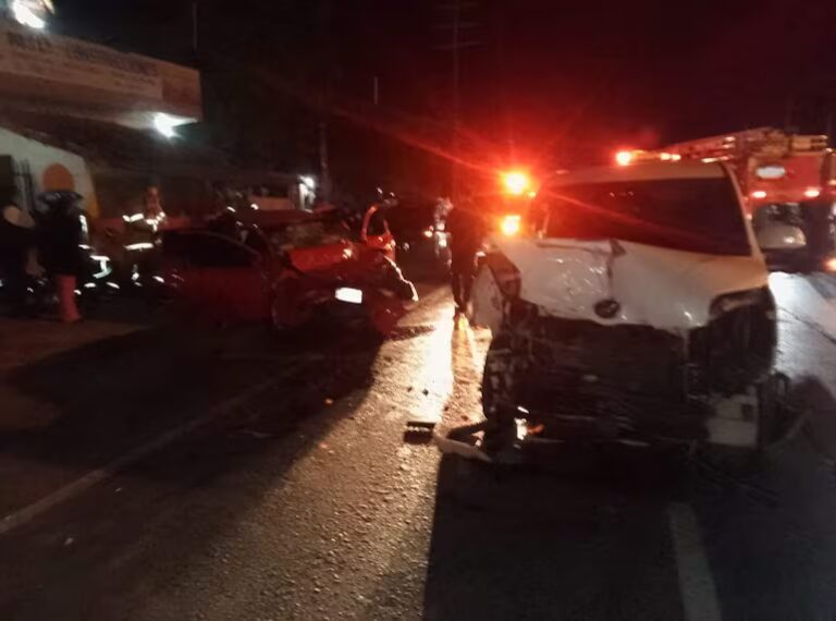 Accidente de tránsito sobre ruta PY01 dejó seis heridos