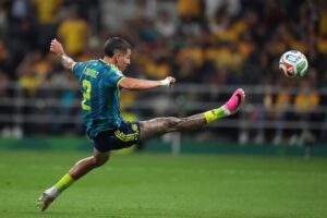 Colombia – Uzbekistán, partido del Mundial en directo | Daniel Muñoz rompe el muro de Uzbekistán (0-1)