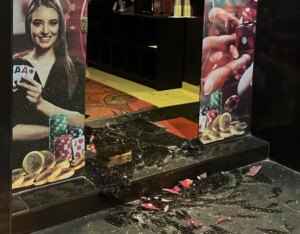Disparan contra la entrada de un casino en Pedro Juan Caballero