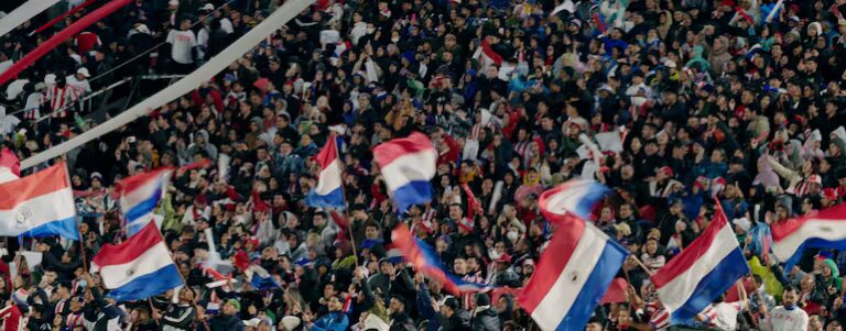 Estiman que unos 3.000 paraguayos viajan a EE.UU. para alentar a la Albirroja