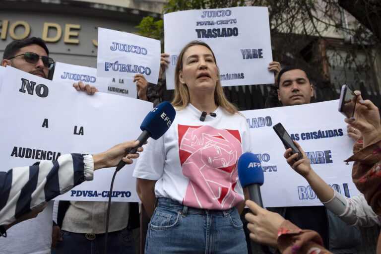 La defensa de los acusados ​​del mayor caso de corrupción de Venezuela requiere juicio y garantía